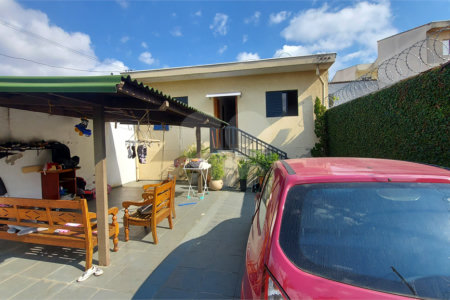 Casa á venda - Vila Guarani