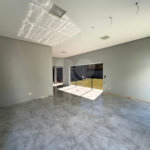 Casa alto padrão condomínio fechado em Atibaia com 4 suítes e ampla área de lazer, espaço gourmet, piscina, 6 vagas garagem