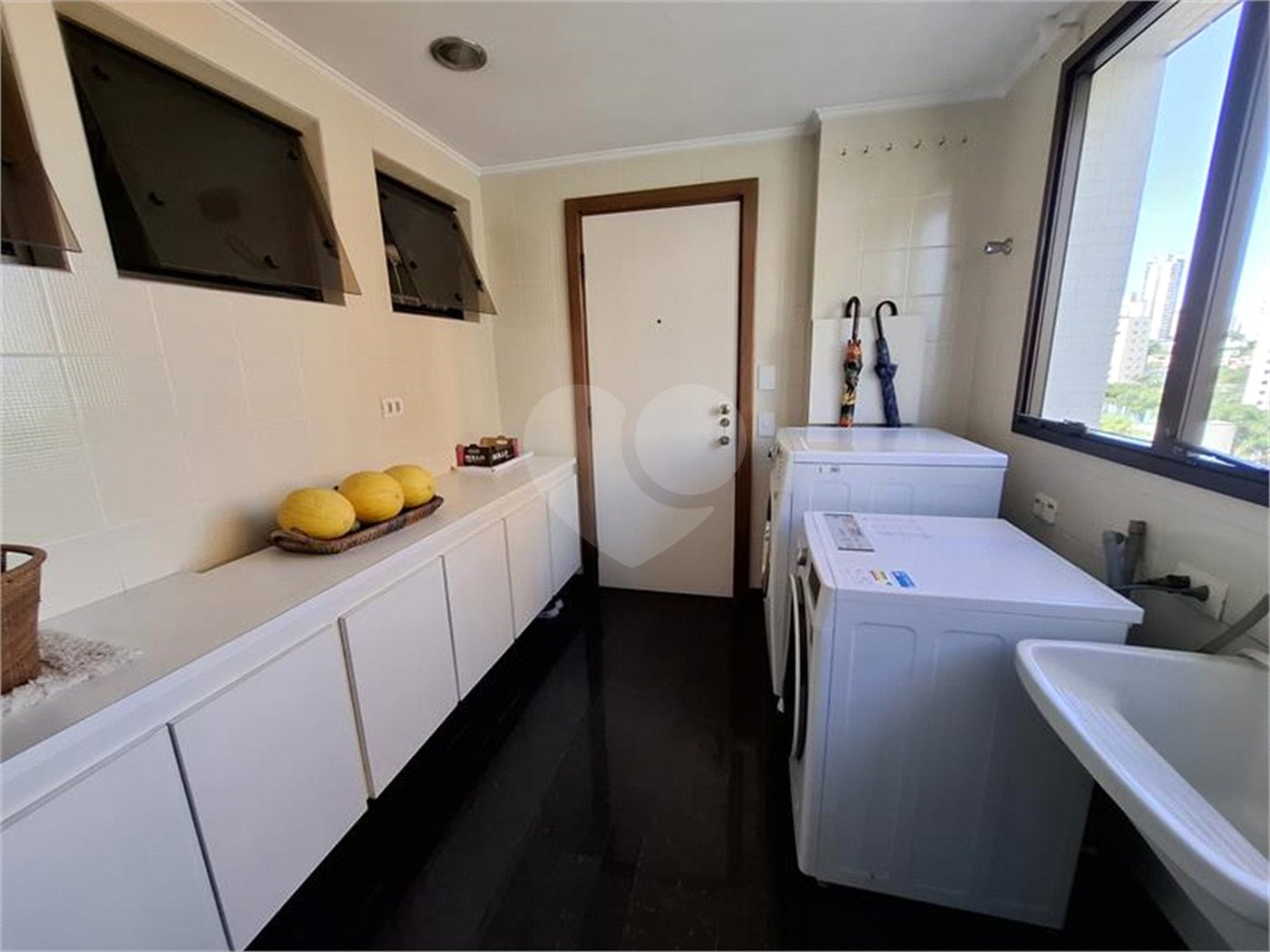 Apartamento, a venda, com 300m² de área privativa, 4 suítes, 4 vagas - Santana / SP