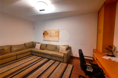 Casa para alugar com 4 quartos, sendo 2 suítes,  em Alto da Boa Vista, São Paulo, SP