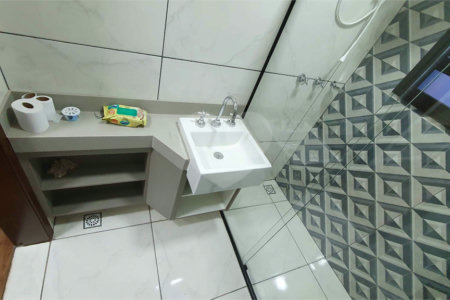 Casa Exclusiva e de Alto Padrão no Jardim Londrina - Um refúgio de Tranquilidade em São Paulo