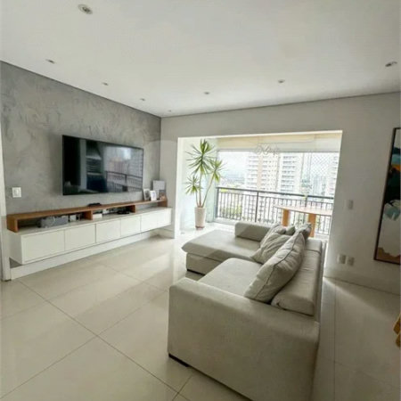 Apartamento de 106 m² no Auge Home Resort, porteira fechada, com 3 dormitórios, 1 suíte, varanda gourmet, 2 vagas, depósito e lazer completo.