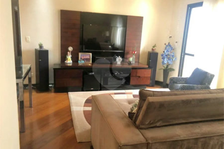 Apartamento · 125m² · 3 quartos · 2 vagas
