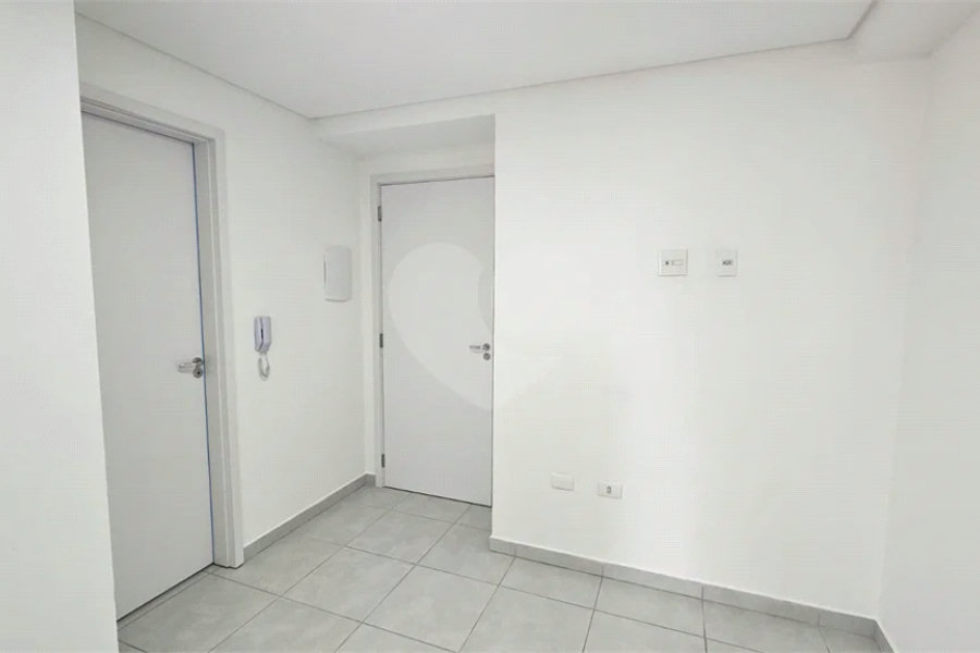 Vende-se apartamento novo na Mooca