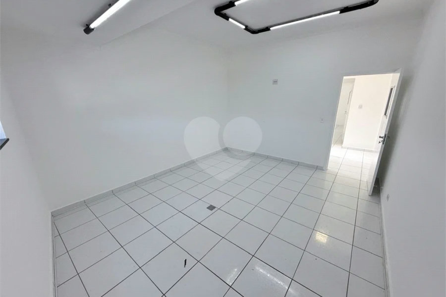 Prédio Comercial de Alto Padrão em Localização Nobre