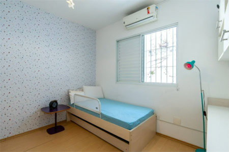 Sobrado à venda com 3 quartos, sendo 1 suíte, em Vila Morse, São Paulo, SP