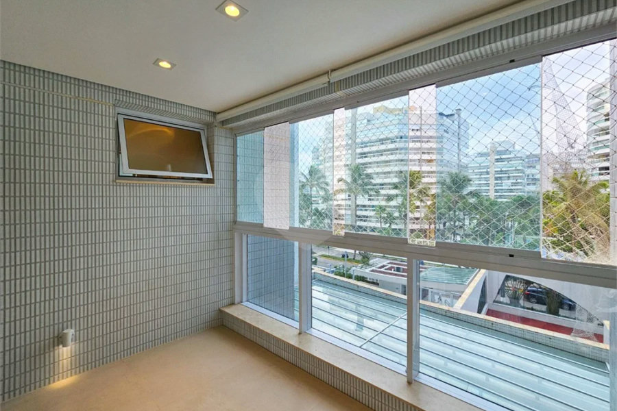 Apartamento à venda com 4 suítes em Riviera de São Lourenço, Bertioga, SP