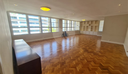 Apartamento à venda com 4 quartos, sendo 2 suítes, em Vila Buarque, São Paulo, SP