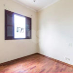 Casa com 203m² , 4 dormitórios , sendo 3 suítes , 2 vagas , à venda na Vila Formosa.