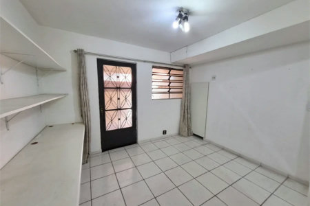 Sobrado à venda com 3 quartos, sendo 1 suíte,  em Jardim Ester Yolanda, São Paulo, SP