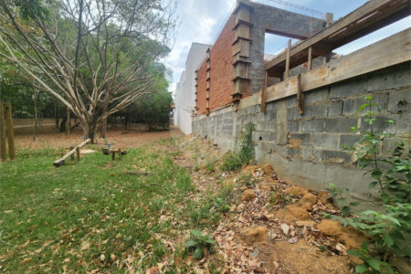 Terreno á venda no Parque FHER