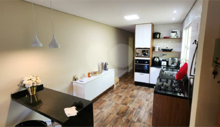 Casa à venda com 2 quartos, sendo 1 suíte,  em Parque João Ramalho, Santo André, SP