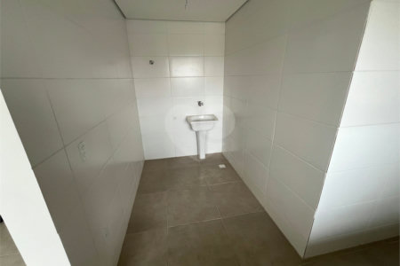 Apartamento á venda na região da Vila Prado.