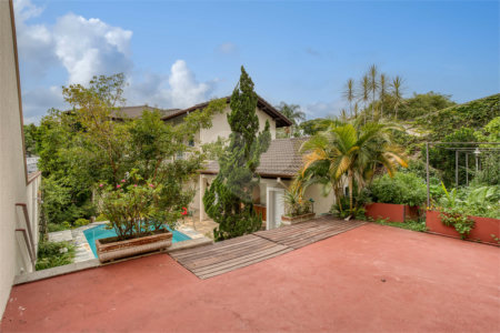 Casa à venda com 4 suítes em Chácara Monte Alegre, São Paulo, SP