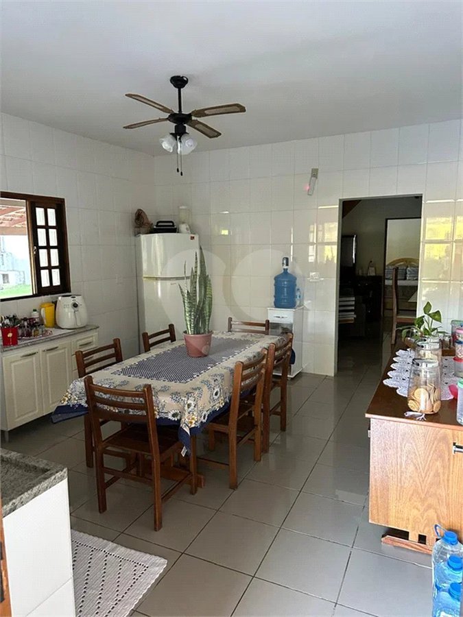 Sítio encantador em Nazaré Paulista – 1.000 m² de terreno, piscina e varanda gourmet