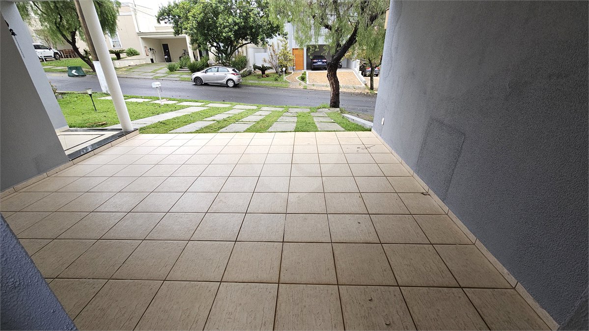 Casa Locação e Venda Condomínio Portal de Itaici 04 Dormitórios 02 suítes