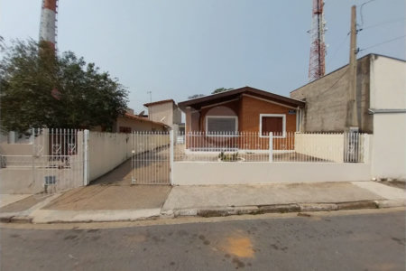 Casa à venda com 3 quartos em Vila Bossi, Louveira, SP
