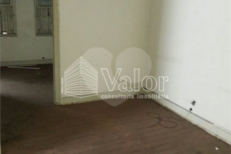 Casa Térrea com 2 dormitórios.
