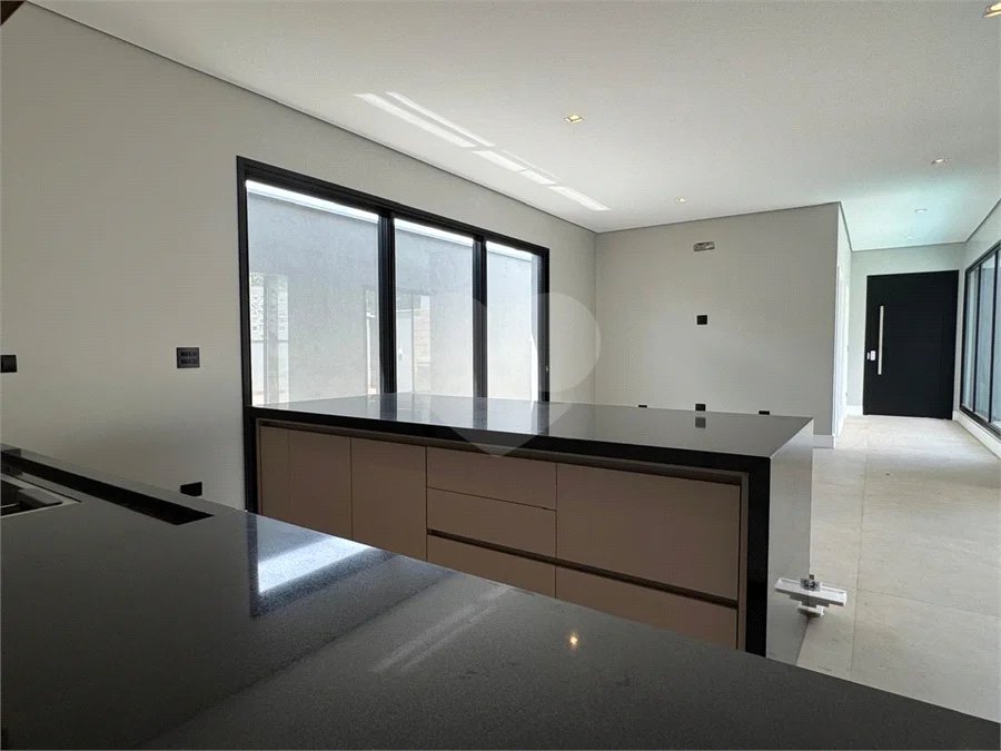 Casa térrea com 3 suítes á venda no Damha 2 de Piracicaba - SP.