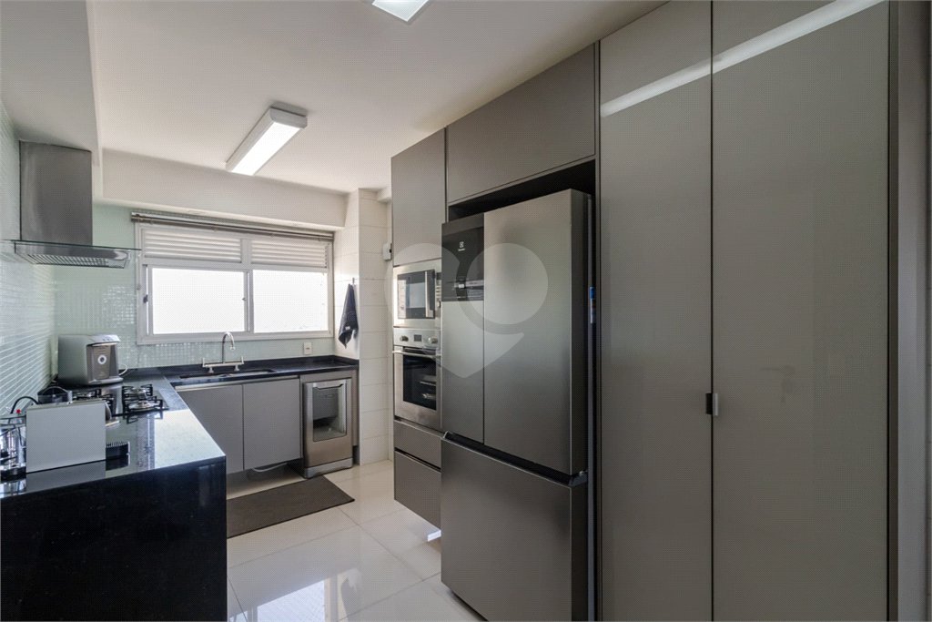 APARTAMENTO IPIRANGA COM 4 SUÍTES E 3 VAGAS - REFORMADO!