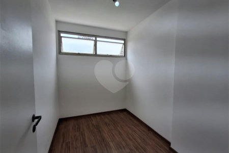 Apartamento a venda na Vila Clementino com dois dormitórios