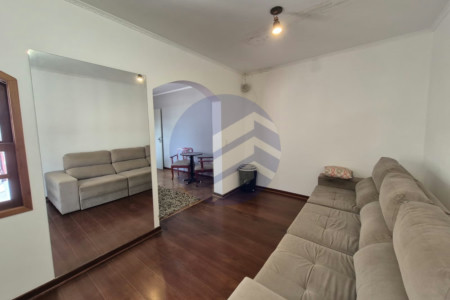 Sobrado à venda com 166 m², 3 dormitórios, 3 vagas cobertas, terraço com vista livre e 16 placas solares! Próximo à USP.