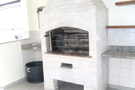 Apartamento à venda com 2 quartos, sendo 1 suíte, em Vila Hamburguesa, São Paulo, SP