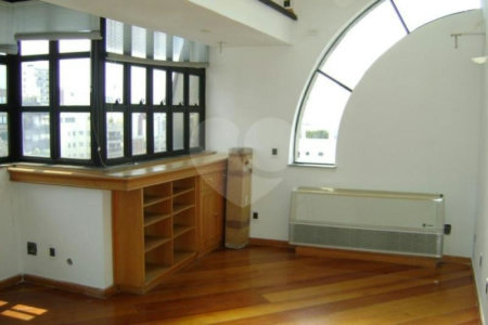 MARAVILHOSA COBERTURA DUPLEX 100 m² ÚTEIS REFORMADA - CAMPO BELO