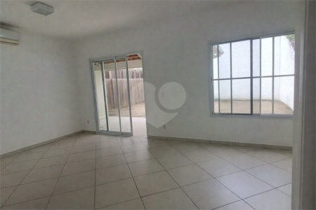Lindo sobrado com 3 dormitórios (1 suíte com closet) e a.c. em todos os ambientes. à venda, 150 m², por R$ 960.000,00 no condomínio Casa Bella, em Indaiatuba/SP.