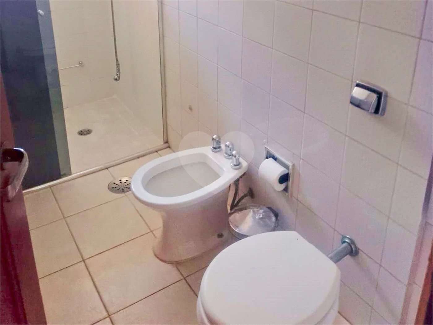 Apartamento na Consolação com 2 quartos, varanda, sem vaga.