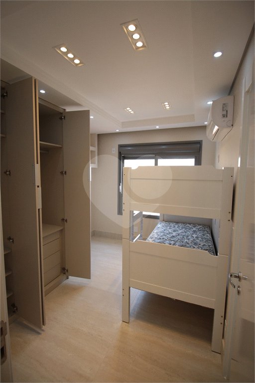 APARTAMENTO TODO MOBILIADO COM 2 QUARTOS 2 SUÍTE 1 VAGA NA VILA CLEMENTINO