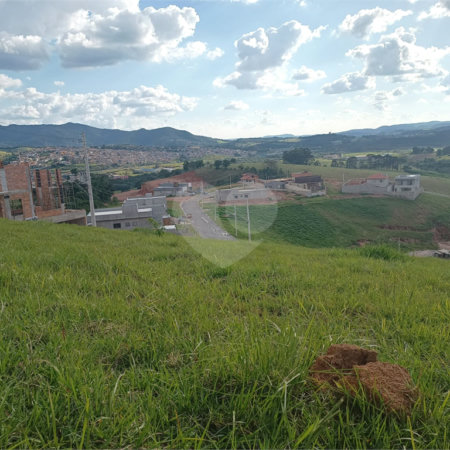 Terreno Exclusivo em Condomínio Fechado a 10 Minutos de Atibaia
