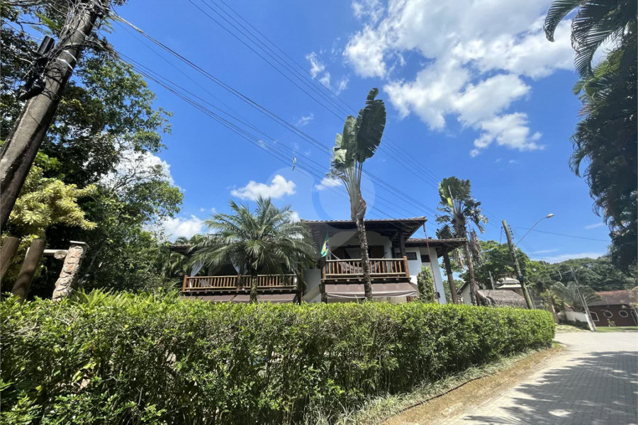 Casa à venda com 4 suítes em Costa do Sol, Bertioga, SP