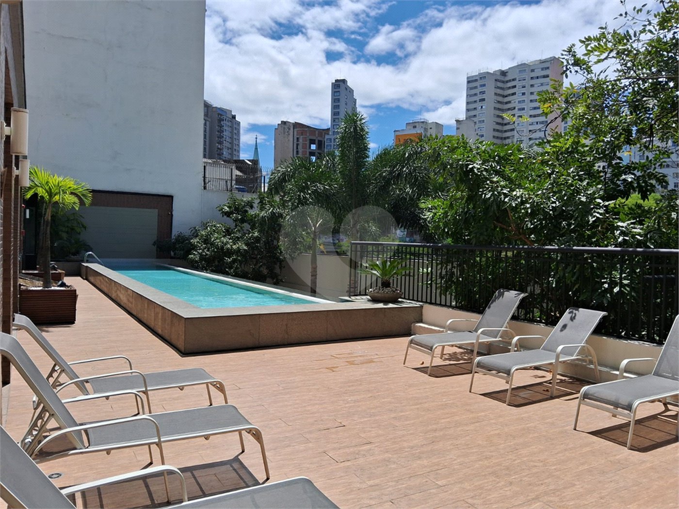 Apartamento à Venda na Bela Vista com 40 m2 de 1 Suíte em Andar Alto
