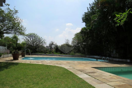 Casa de Vila à venda com 4 suítes em Morumbi, São Paulo, SP