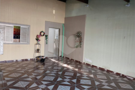 Casa térrea para venda no Planalto Paraíso