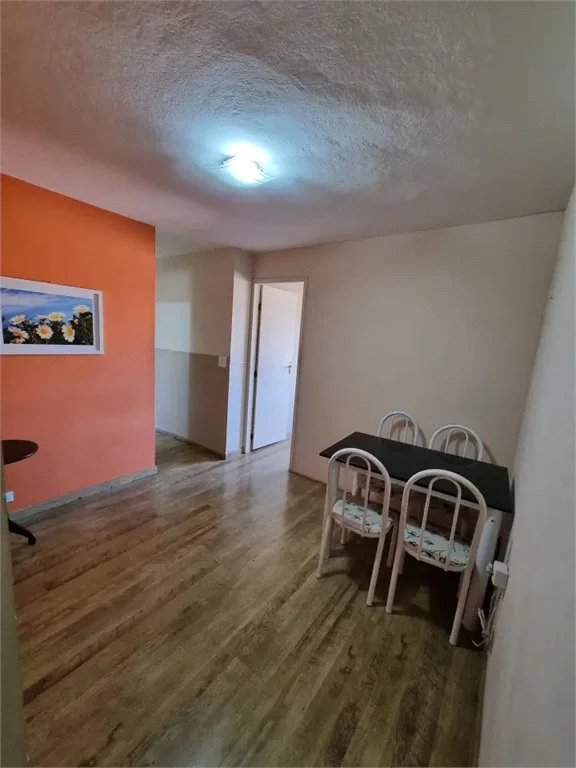 Apartamento amplo em frente ao portão 03 da USP – Oportunidade única