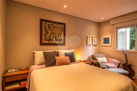 Apartamento Campo Belo à Venda 274 m² 4 Suítes 4 Vagas com Clima de Casa e Vista Verde