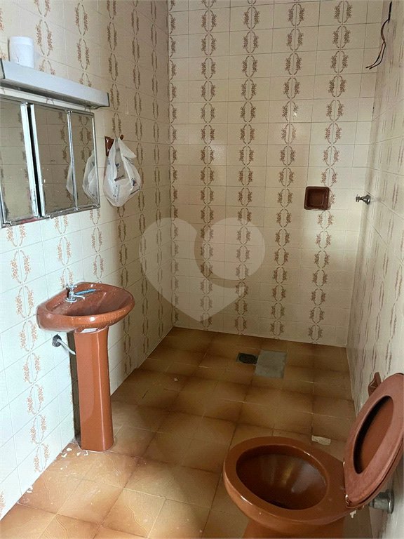 Duas casas no mesmo terreno – versatilidade e espaço no Jardim Cruzeiro do Sul