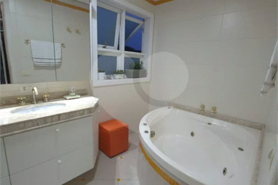 CASA À VENDA | CONDOMÍNIO IBIRATIBA CANTAREIRA