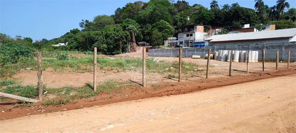 Terreno em Atibaia com 4.800 metros, pronto para construir, topografia plana, aceita financiamento