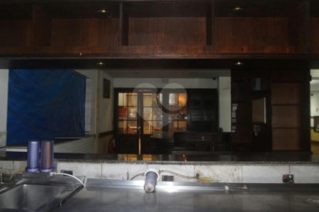 Rua Treze de Maio, prédio para restaurante ou casa noturna, à venda