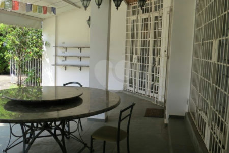 Casa de Vila à venda com 4 suítes em Morumbi, São Paulo, SP