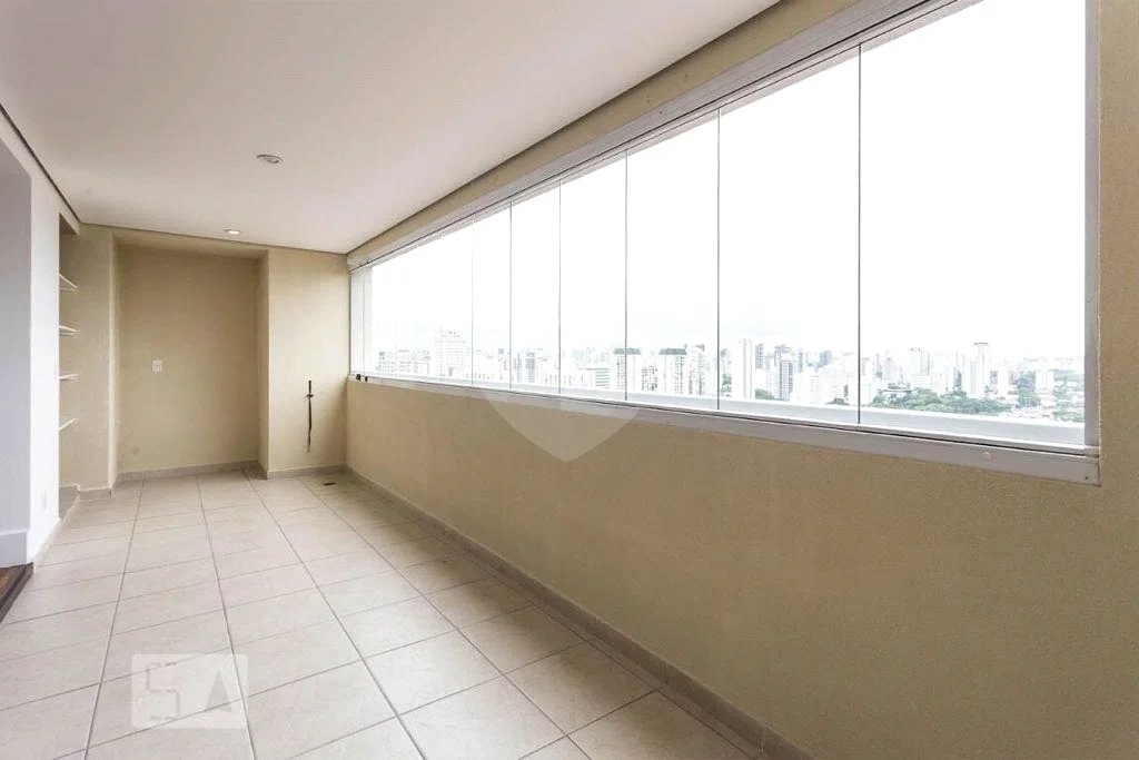 Apartamento à venda com 3 quartos, sendo 1 suíte, em Brooklin, São Paulo, SP