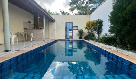 Casa à venda com 5 quartos, sendo 1 suíte,  em Pompéia, Piracicaba, SP