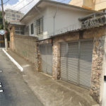Casa com 244m² , 2 dormitórios , 3 vagas , à venda no Bosque da Saúde.