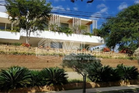 Casa de Alto Padrão no Damha I