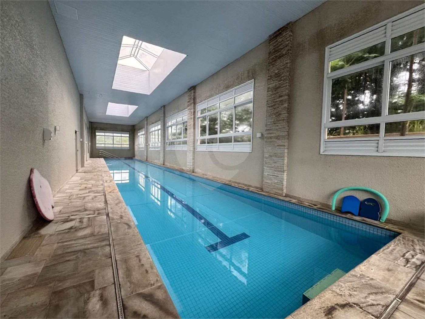 Santana Alto Padrão/Porteira Fechada, Apto. 260 m² 4 Suítes, 5 vagas 2 depósitos privativos