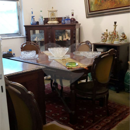 Casa 4 dormitórios, 2 vagas no Pacaembu