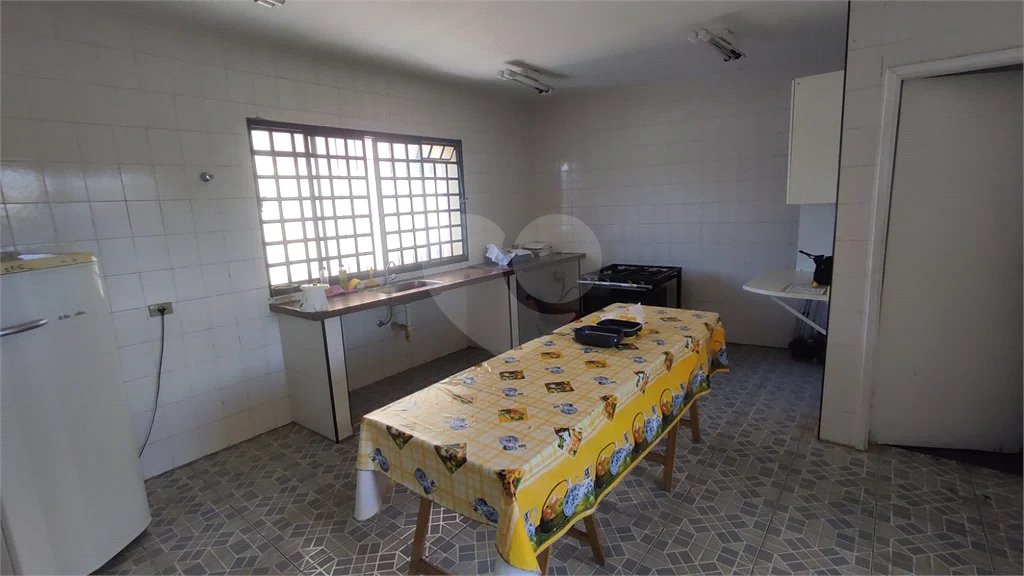 Apartamento à venda no Edifício Amarante no Bairro Jaraguá em Piracicaba - SP.